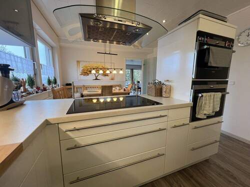 Einbauküche mit Markengeräten (2) - 