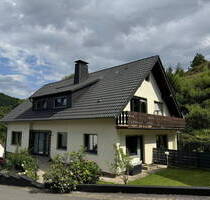 Mehrfamilienhaus mit 3 Wohneinheiten in Marsberg