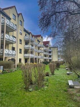 Wohnzimmer - Apartment im Grünen! - 70.000,00 EUR Kaufpreis, ca.  38,00 m² Wohnfläche