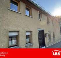Bauernhaus direkt im Zentrum - 85.000,00&nbsp;EUR Kaufpreis, ca.&nbsp; 120,00&nbsp;m&sup2;&nbsp;Wohnfl&auml;che in Groitzsch (PLZ: 04539)