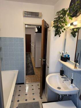 Badezimmer Bild 2.jpg - 