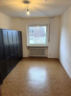 Arbeits- oder Kinderzimmer.jpg - 