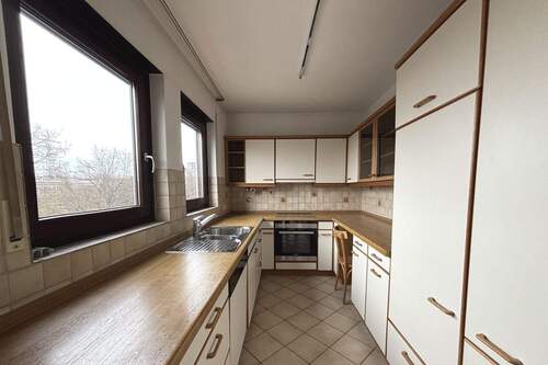 Küche - 3 Zimmer Etagenwohnung in Stuttgart