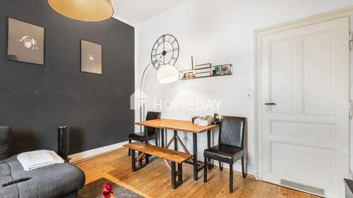 Wohnzimmer 2 - 2 Zimmer Etagenwohnung in Frankfurt am Main