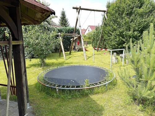 Spielplatz - 9 Zimmer Einfamilienhaus in Gühlen Glienicke