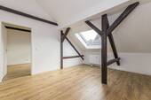 Zimmer 1 - Stilvolles Wohnen auf ca. 50m² - 2-Zimmer-Dachgeschosswohnung in Leipzig