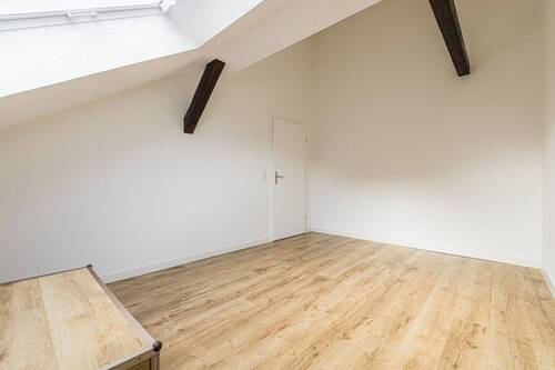 Zimmer 2 - 