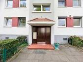 Hauseingang - 3 Zimmer Etagenwohnung zum Kaufen in Bremen / Osterholz