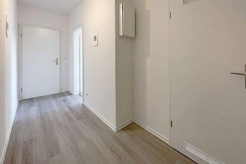 Flur - 2 Zimmer Etagenwohnung zur Miete in Witten