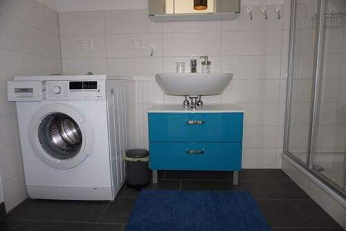 mit Waschmaschine - 