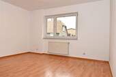 Wohnzimmer - 2-Raumwohnung in ruhiger Lage - 395,00&nbsp;EUR Kaltmiete, ca.&nbsp; 41,00&nbsp;m&sup2;&nbsp;Wohnfl&auml;che