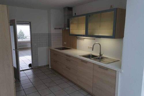 Einbauküche Blick ins Wohnzimmer - 