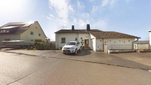 Vorderansicht - 5 Zimmer Einfamilienhaus in Höxter