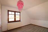 Kinderzimmer 2 - 