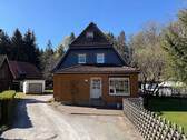Vorderansicht - Wohnen oder Ferien im gemütlichen eigenen Haus in Elend.