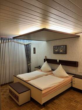Schlafzimmer EG - 
