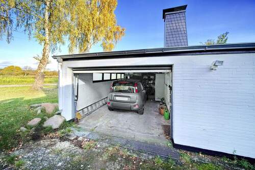 Garage - 