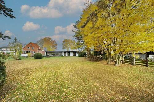 Gartenansicht - 4 Zimmer Einfamilienhaus zum Kaufen in Hamburg-Curslack