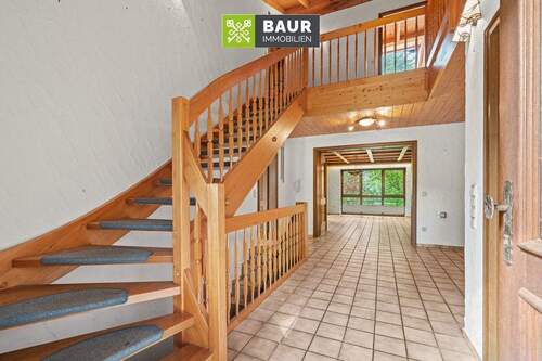 Eingang Flur - 7 Zimmer Einfamilienhaus in Schlier