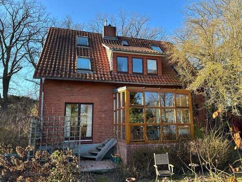 Gartenansicht - 5 Zimmer Mehrfamilienhaus, Wohnhaus in Bienenbüttel