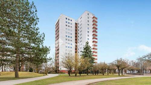 Außenansicht 1 - 2 Zimmer Etagenwohnung zum Kaufen in Regensburg