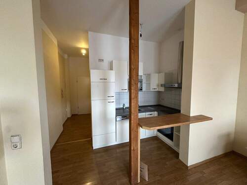 Küchenzeile - Etagenwohnung mit 50,90 m&sup2; in Sonneberg zur Miete
