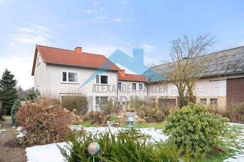 Außenansicht Wohnhaus - Wohnhaus mit Nebengebäude sowie Gewerbebetrieb - ehemaliges Landwirtschaftliches Anwesen!