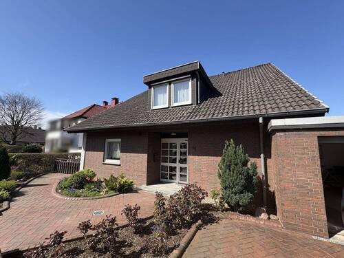 Straßenansicht - 5 Zimmer Einfamilienhaus zum Kaufen in Lügde
