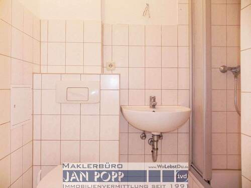 Dusche-WC - Etagenwohnung mit 40,00 m² in Greiz zur Miete