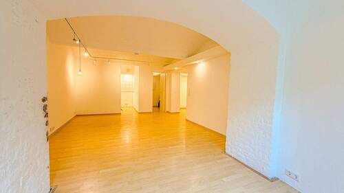 Wohn-/Schlafzimmer - 1 Zimmer Etagenwohnung in Düsseldorf / Flingern Nord