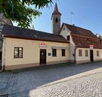 Histor. Altstadthaus: Gewerbe und Wohnen (DMS) EG:3 Räume+Küche, 2WC 72m² Wfl. OG:2 Räume 47m² Nfl. in Lauf Innenstadt - Lauf /P.