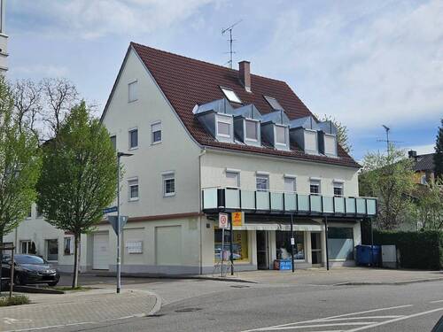 Straßenansicht - 8 Zimmer Mehrfamilienhaus, Wohnhaus in Burghausen
