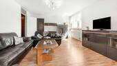 Wohnzimmer 1 - 5 Zimmer Etagenwohnung in Fürth