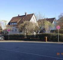 1-2 Familienhaus auf einem 700m² Grundstück - Besigheim