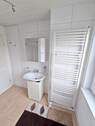 schickes Bad im Obergeschoss - 