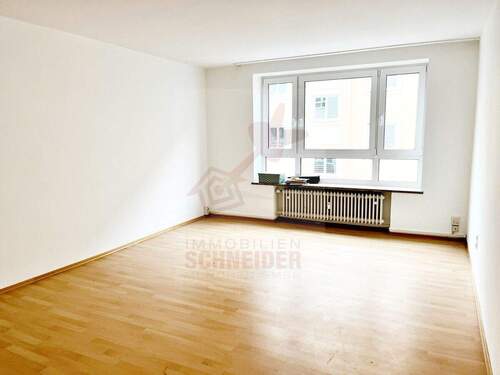 Zimmer 1 II - 3 Zimmer Etagenwohnung in München