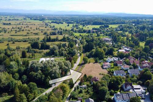 Grundstück mit den Alpen - 