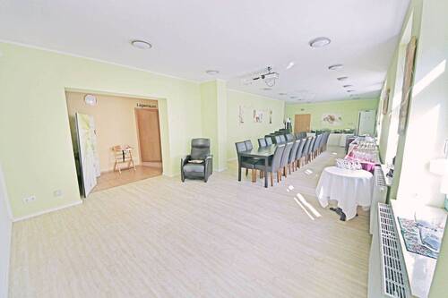 großer Saal im EG - 