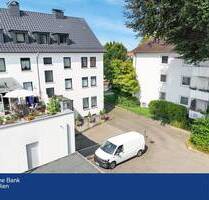 Gepflegte EG-Wohnung in Toplage, opt. CP-Stellplatz, EB-Küche und Straßenbahn vor der H-Tür! - Bielefeld