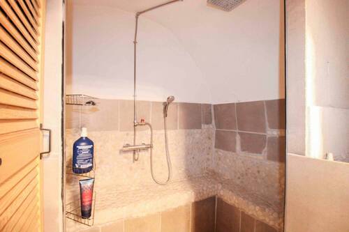 Dusche EG - 