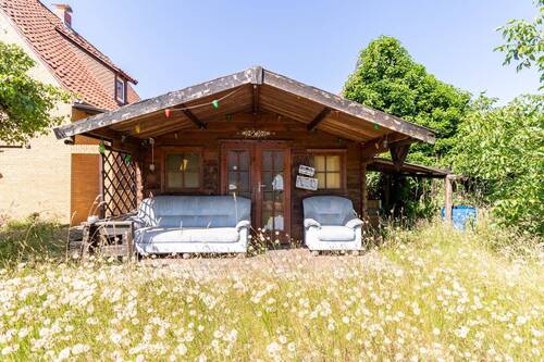 Gartenhäuschen - 