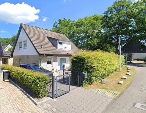 Frontansicht - 7 Zimmer Einfamilienhaus zum Kaufen in Hamburg