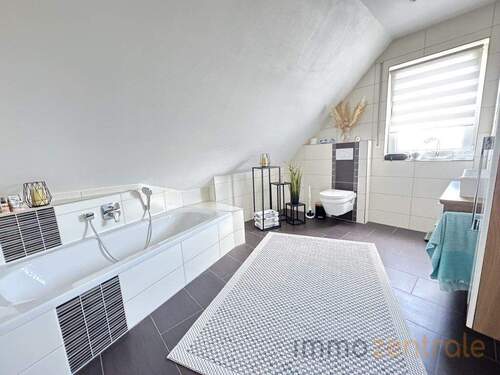 A9B77AD6-E87C-4F33-AED7-A29B747835EB_1_105_c - 