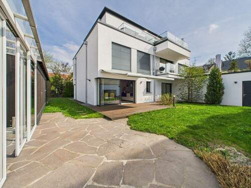 Gartenansicht - 3 Zimmer Etagenwohnung in München