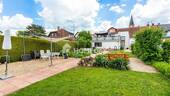 Garten 2 - Exklusives Wohnen: Ihr neues Zuhause mit beeindruckender Dachterrasse und Gartenparadies