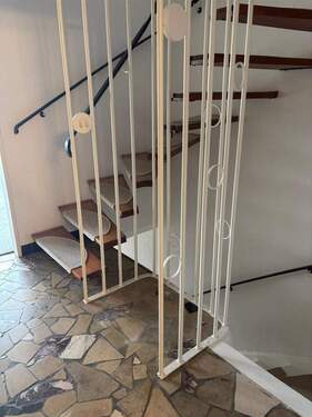 Flur - 5 Zimmer Reihenmittelhaus in Bremen