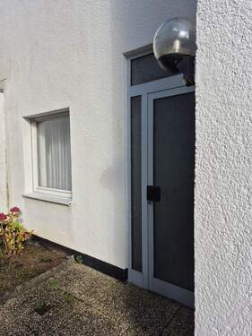 Hauseingangstür 2. Wohnung - 