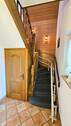 Whg1, Hauseingangsbereich und Tür zum Keller - 