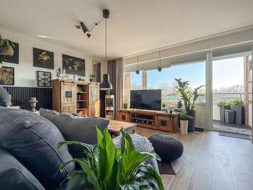 Wohn- und Esszimmer - 