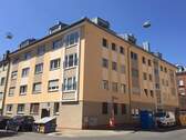Hausansicht - 2-Zimmer Erdgeschoss-Wohnung mit Einbauküche in Nürnberg-Rennweg